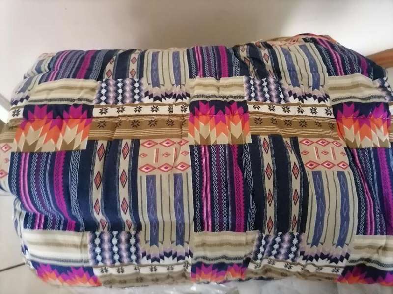 LOT OF 4 X DUVET/COMFORTERS. ONE BID FOR THE LOT**