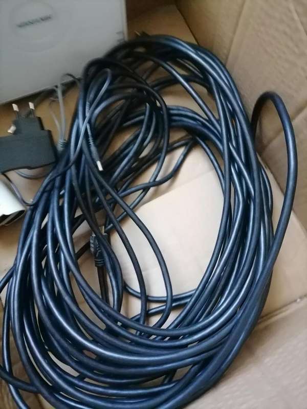 BULK LOT OF ELECTRONNICS*HIK VISION DVR,CCTV CAMERA,25M HDMI POWER CORD*ONE BID FOR LOT*