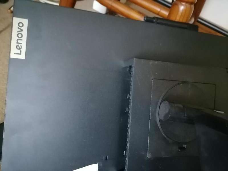 LENOVO THINKCENTRE TIO24GEN4 23.8` FULL HD WLED LCD MONITOR,SLIGHT DISCOLOURATION