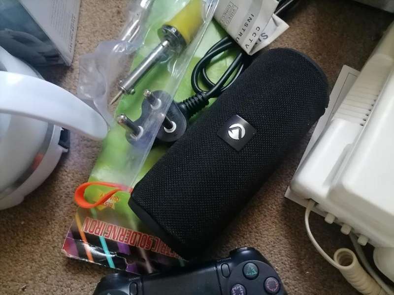BULK LOT OF ELECTRONICS