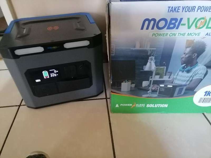 *DECEASED ESTATE*MOBI-VOLT MICRO 1KW POWERSTATION IN BOX*POWERFULL MACHINE*R16 000 RETAIL*