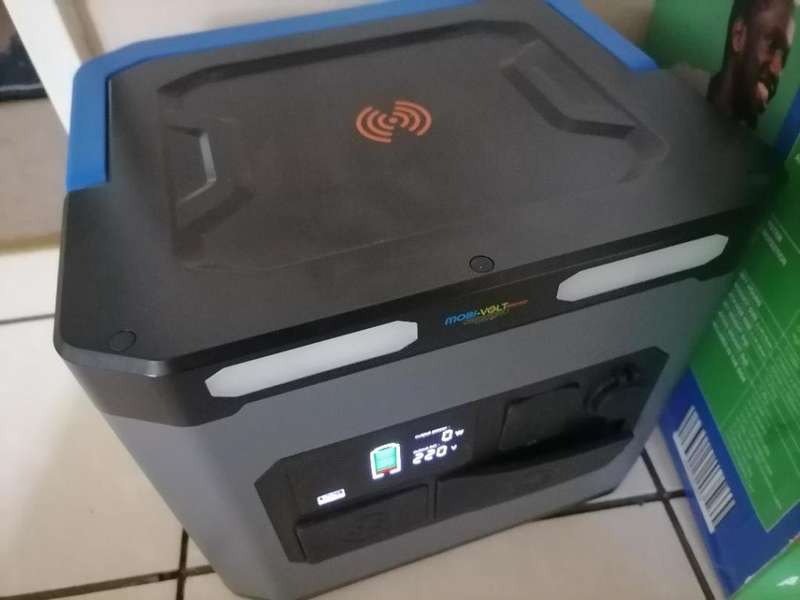 *DECEASED ESTATE*MOBI-VOLT MICRO 1KW POWERSTATION IN BOX*POWERFULL MACHINE*R16 000 RETAIL*