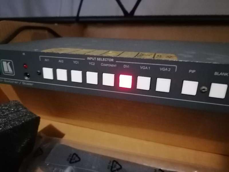 *LIQUIDATION ITEM*Kramer VP-724xl ProScale Presentation Scaler/Switcher in box with remote,psu etc