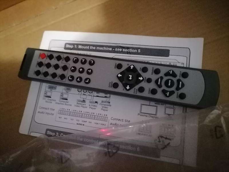*LIQUIDATION ITEM*Kramer VP-724xl ProScale Presentation Scaler/Switcher in box with remote,psu etc