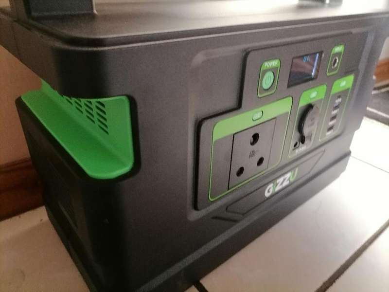 *TOP OF RANGE**GIZZU 888 ULTRA HERO POWER STATION WITH ACCESSORIES*R15 000 RETAIL*