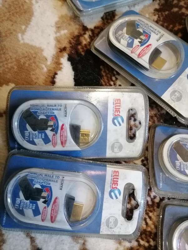 LOT OF NEW ELLIES ELECTRONICS