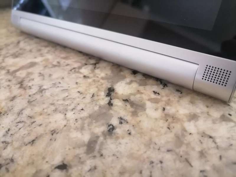 LENOVO YOGA 2, 8` INCH TABLET WITH BUILT IN STAND