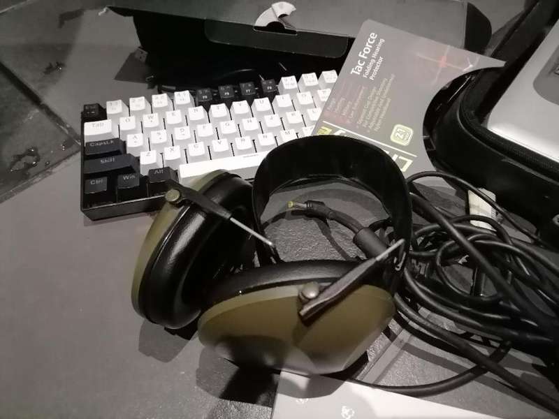 **BULK LOT OF ELECTRONICS*LAPTOP,CHARGER,BAG,SMART WATCH,KEYTRON KEYBOARD ETC