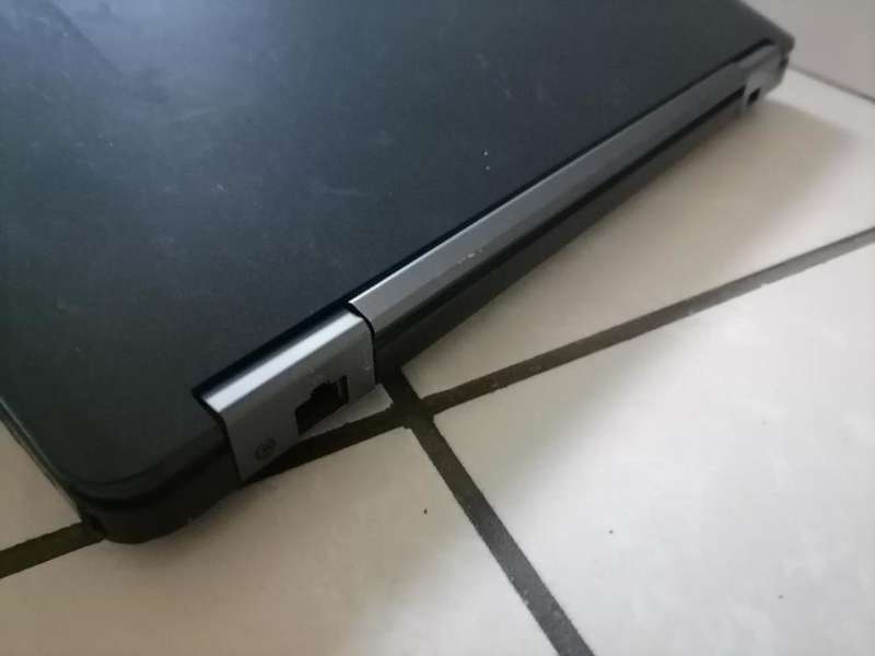 *I5 4TH GEN DELL LATITUDE E5440 LAPTOP,4GB RAM, 500GB HDD,SIM CARD SLOT,CHARGER**