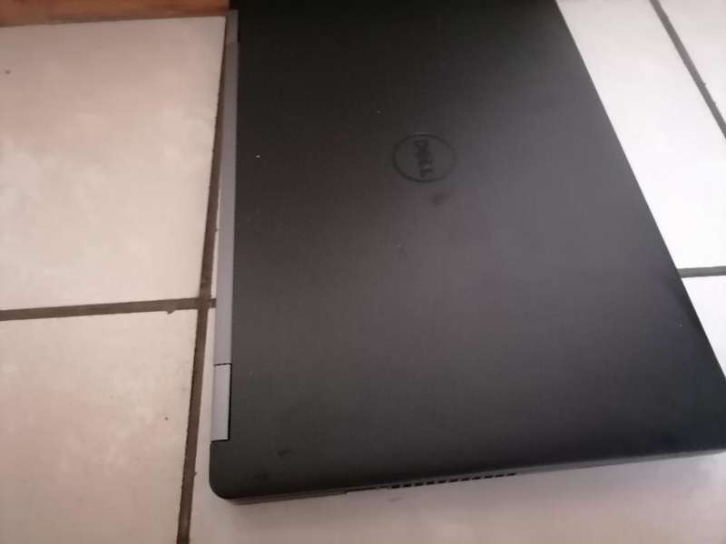 EXCELLENT i5 DELL LATITUDE E5570 6TH GEN ,8GB RAM,500GB HDD, BATTERY 100%,CHARGER,SIM SLOT