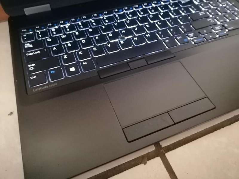 EXCELLENT i5 DELL LATITUDE E5570 6TH GEN ,8GB RAM,500GB HDD, BATTERY 100%,CHARGER,SIM SLOT