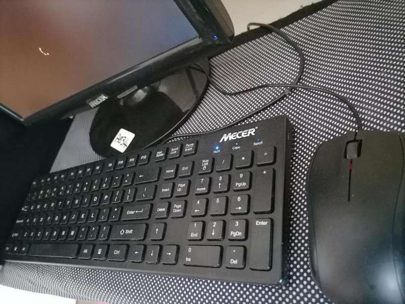 i5 MECER PROFICIENT DESKTOP*4GB RAM,500GB HDD,W10*FREE SCREEN, KEYBOARD MOUSE,DUAL POWER CORD*
