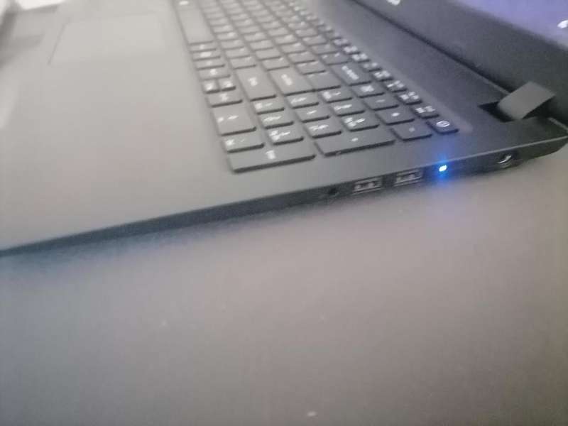 I5 7TH GEN ACER ASPIRE 3*512GB NVME SSD,15GB RAM,BATTERY100%*ORIGINALCHARGER*