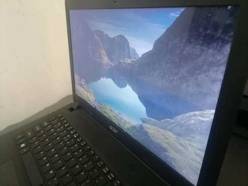 I5 7TH GEN ACER ASPIRE 3*512GB NVME SSD,15GB RAM,BATTERY100%*ORIGINALCHARGER*