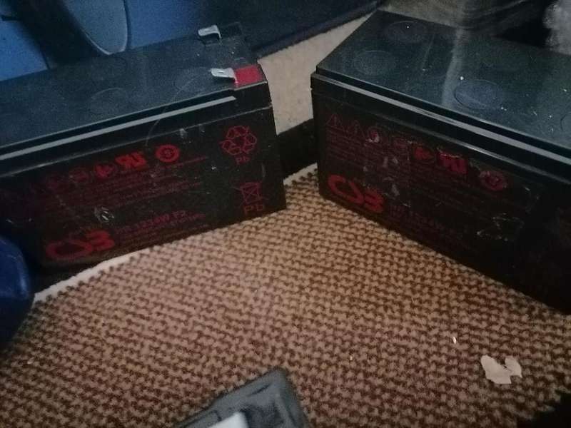 *WEEKEND SPECIAL* LOT OF 4 X VISION 12V UPS/GATE MOTOR BATTERIES*ONE BID FOR LOT OF 4*UNTESTED*