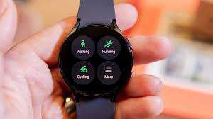 NEW CONDITION SAMSUNG GALAXY WATCH  6 IN BOX WITH WIRELESS CHARGER*