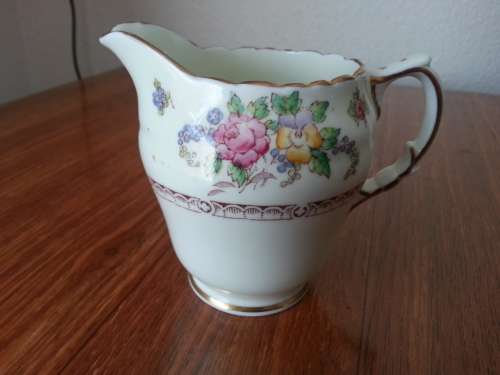 DELPHINE MILK JUG/CREAMER