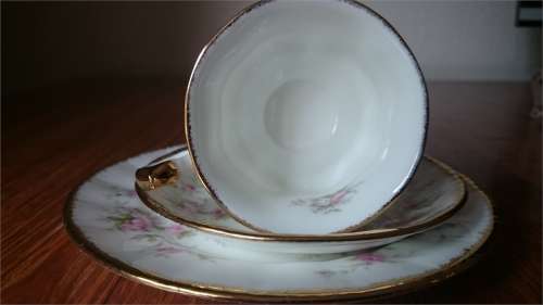 ROYAL ALBERT "VICTORIANA ROSE " TRIO