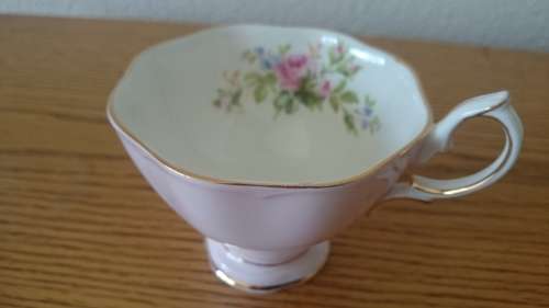 ROYAL ALBERT TRIO