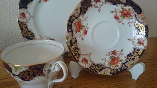 ROYAL STANDARD TRIO