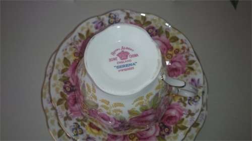 ROYAL ALBERT TRIO