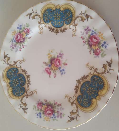 ROYAL ALBERT TRIO