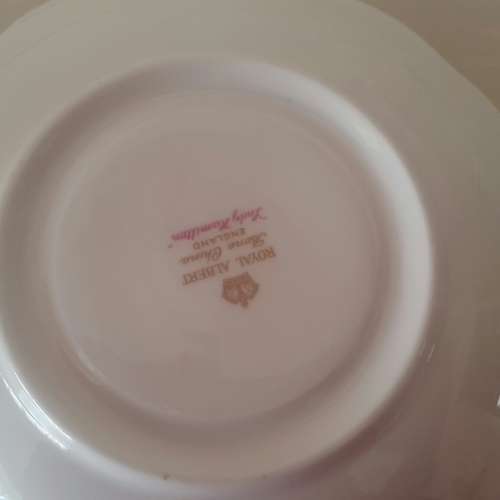 ROYAL ALBERT TRIO
