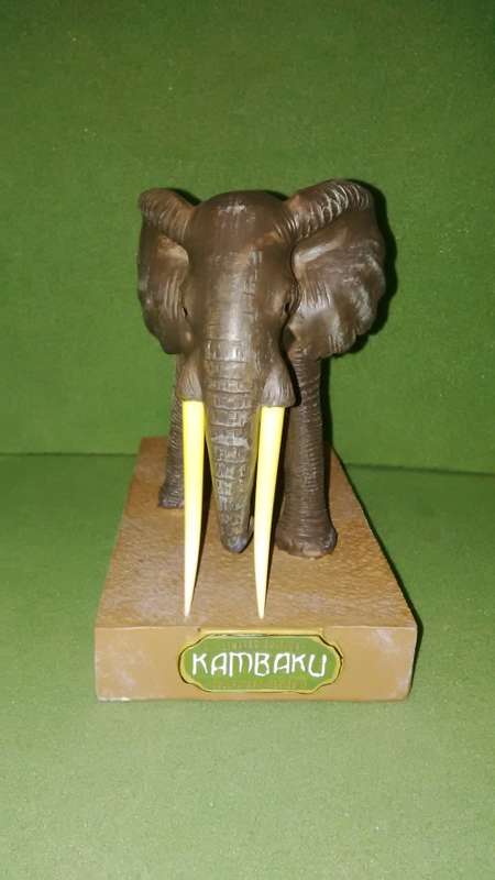 Amarula Limited Edition Kambaku Collectors Series 2 Elephant Model Figure
