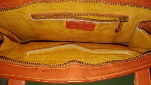 Louis Vuitton Brown EPI Leather Lussac Bag In Very Good Condition Made In France