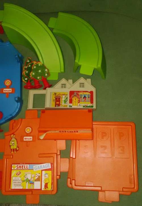 Vintage Matchbox 1977 Lesney Play Track Set With Box