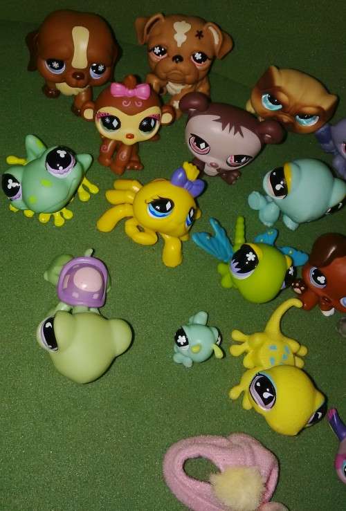 Rare LPS Lot Of 28 Littlest Pet Shop Toys In Mint Condition