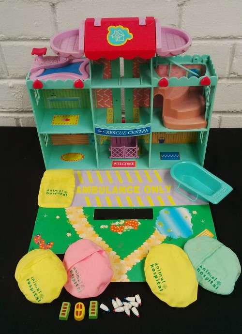 Vintage 1990`s Surprise In My Pocket Animal Hospital Playset With Some Accessories