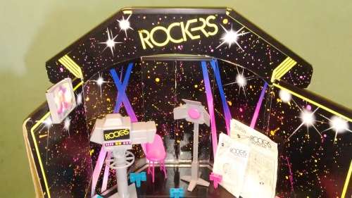 1985 Barbie And The Rockers `Hot Rockin Stage` Playset With Box And Instructions