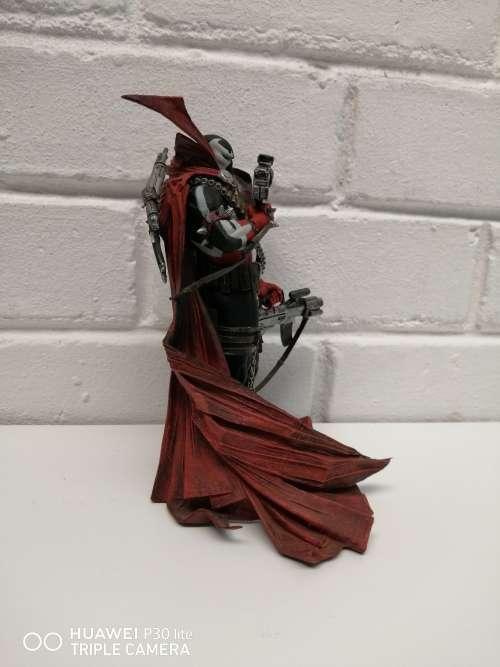 Todd McFarlane Spawn Statue