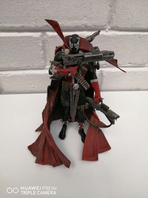 Todd McFarlane Spawn Statue