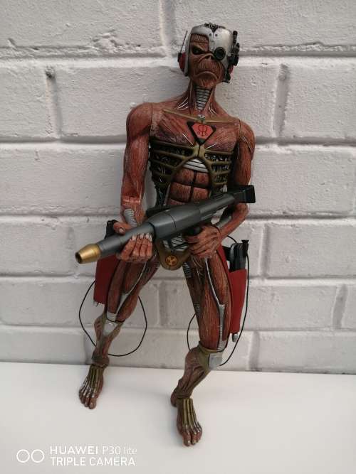 Iron Maiden, 18` Neca Statue, 2005 Iron Maiden Holdings LTD. In Great Condition With All Weapons