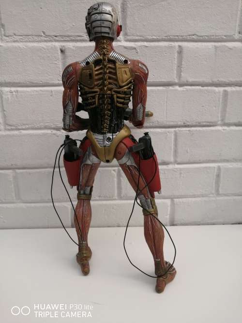 Iron Maiden, 18` Neca Statue, 2005 Iron Maiden Holdings LTD. In Great Condition With All Weapons