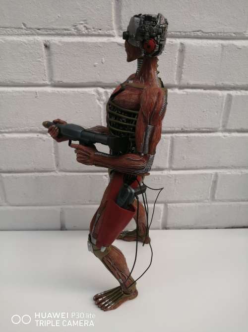 Iron Maiden, 18` Neca Statue, 2005 Iron Maiden Holdings LTD. In Great Condition With All Weapons