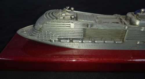 MSC Meraviglia Solid Metal Model Ship On Wooden Base, In Great Condition (Base Is 280mm Long)