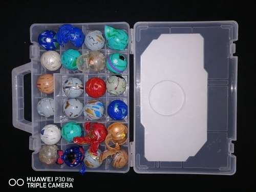 Bakugan Battle Brawlers Set Of 24 In New Condition With Its Plastic Case