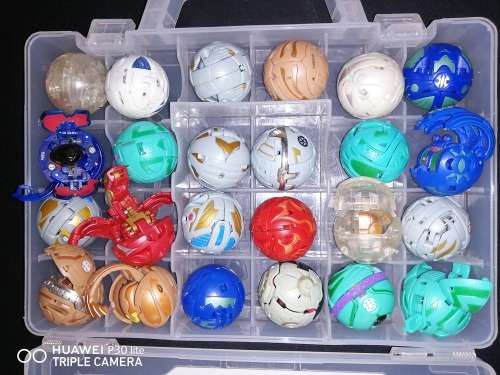 Bakugan Battle Brawlers Set Of 24 In New Condition With Its Plastic Case