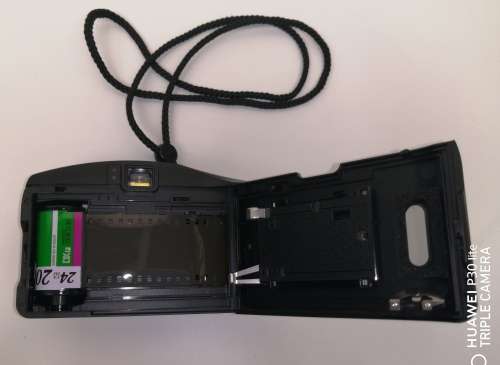 Vintage Olympus AF 35mm Film Camera Super zoom 700 XB With Extra Big Viewfinder (Tokyo Japan)