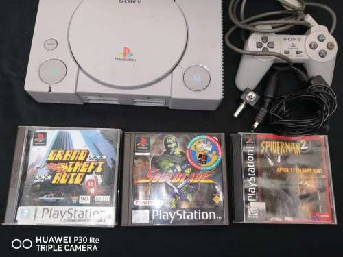 Sony Playstation 1 With 1 Control, 3 Games, TV Cable, Power Cable and Original PS1 Bag