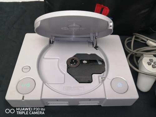 Sony Playstation 1 With 1 Control, 3 Games, TV Cable, Power Cable and Original PS1 Bag
