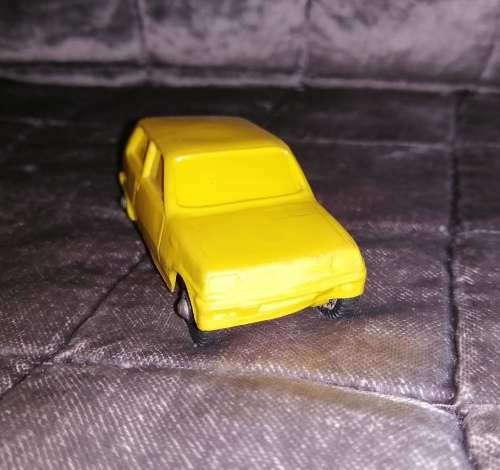 Rare Tomte - Laerdal Vintage Yellow Renault 5 TL, No.30 Stavanger, Norway