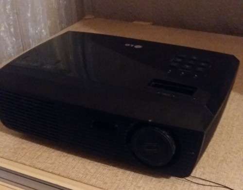 Portable LG Business Projector - BS 275 for Sale