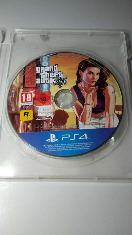 Grand Theft Auto V PS4 disc only