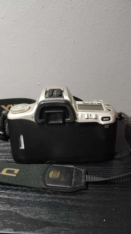 Minolta Dynax 404 Si