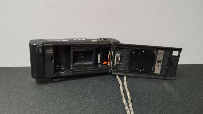Vintage Canon Snappy 50 Film Camera
