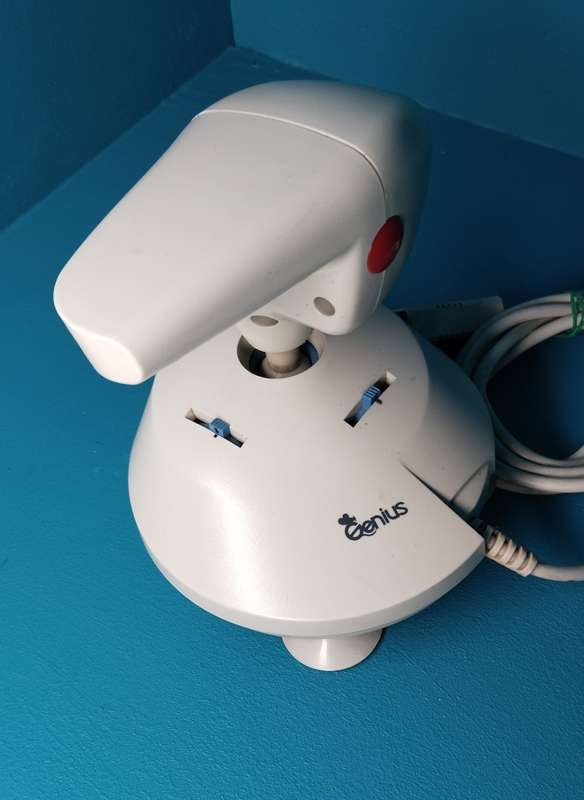 Genius J-12 Joystick